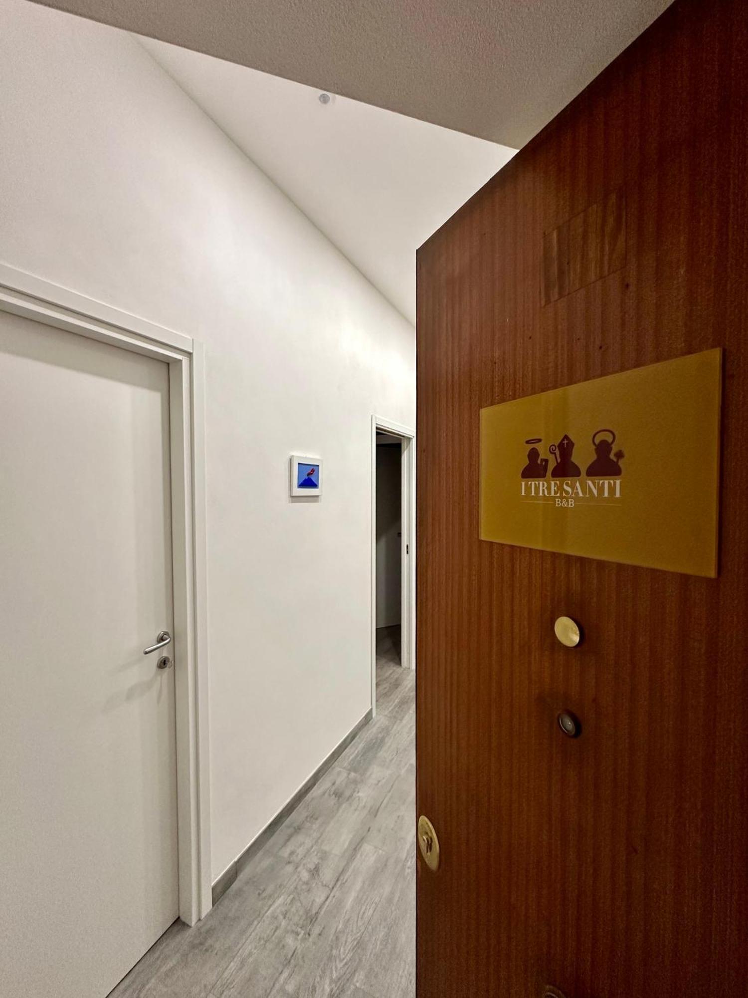 B&B I Tre Santi Nápoly Kültér fotó